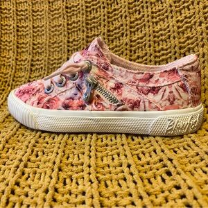 Kids Blowfish shoe, size 1